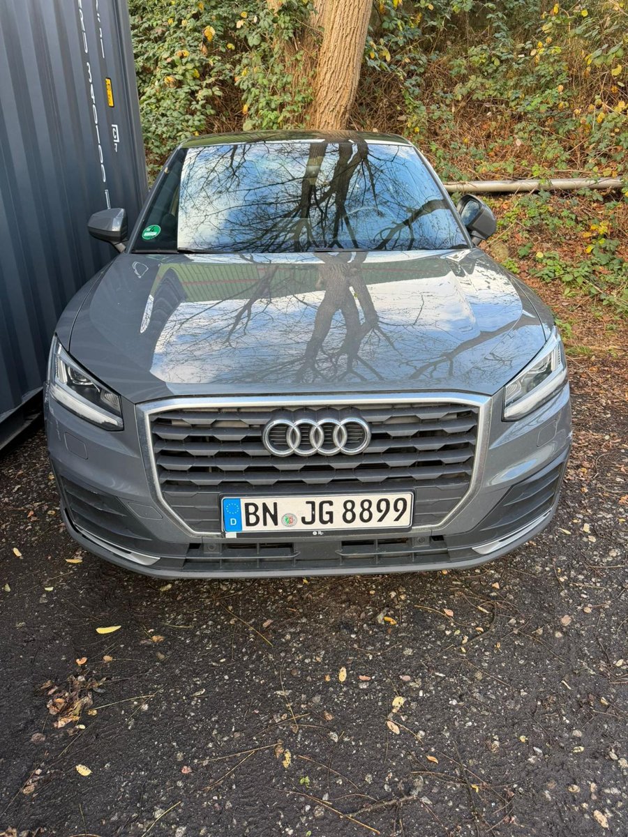 Fahrzeugfoto 09 – Ansicht eines zum Verkauf stehenden Kraftfahrzeugs