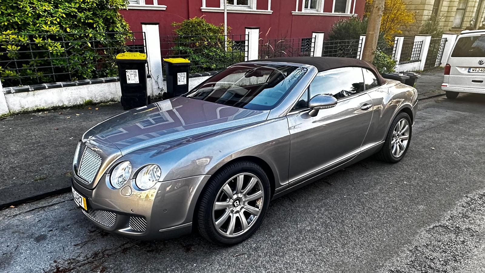 Fahrzeugfoto 19 – Ansicht eines zum Verkauf stehenden Kraftfahrzeugs