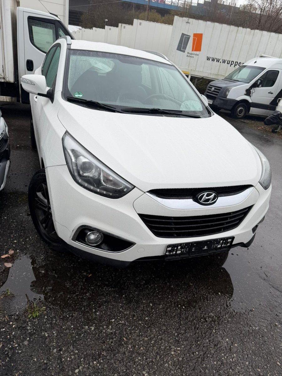 Fahrzeugfoto 23 – Ansicht eines zum Verkauf stehenden Kraftfahrzeugs