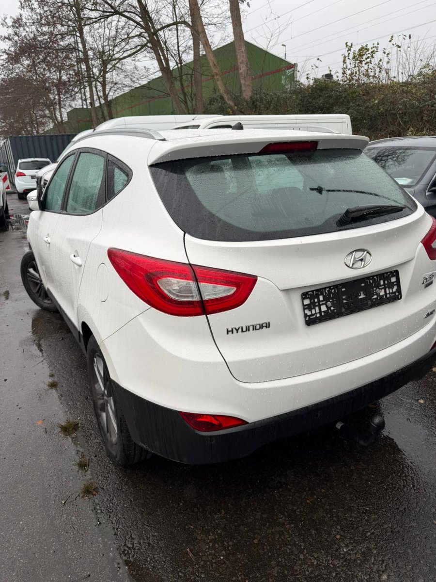 Fahrzeugfoto 25 – Ansicht eines zum Verkauf stehenden Kraftfahrzeugs